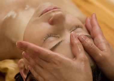 Gội Đầu & Dưỡng Sinh Trị Liệu 