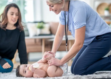 Chăm Sóc Mẹ & Bé Sau Sinh Chuyên Nghiệp