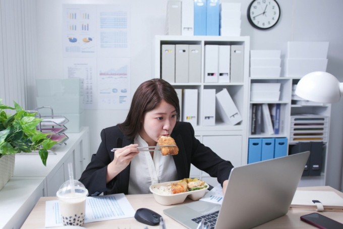 Giảm béo bụng cho dân văn phòng tại Hóc Môn