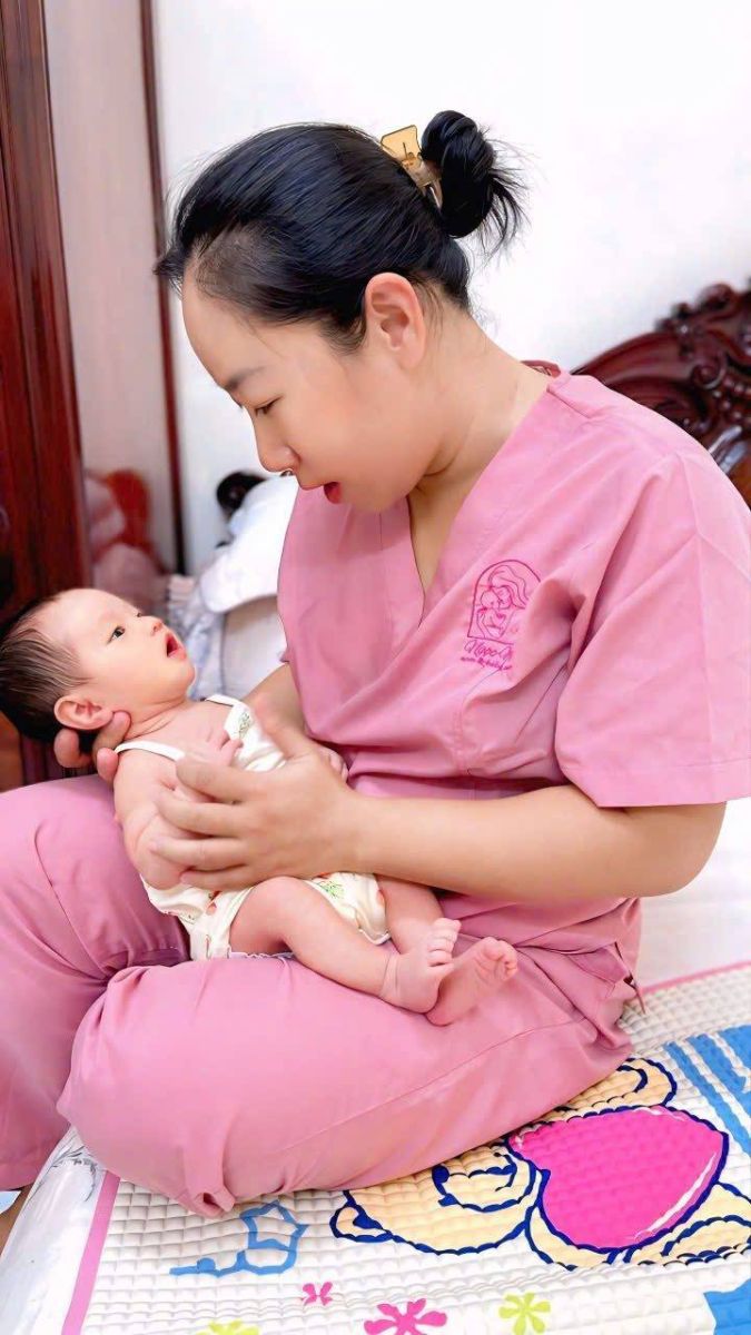 Chăm sóc bé sơ sinh quận 12